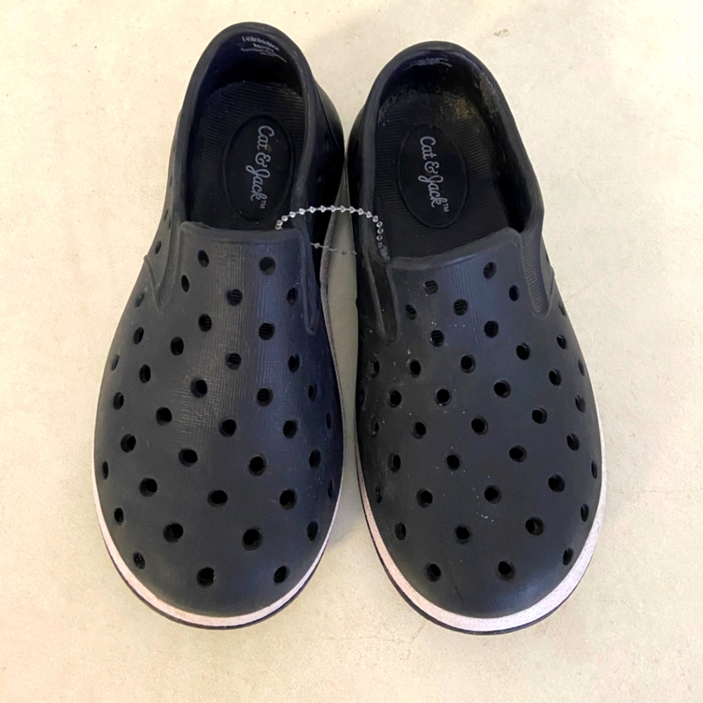 Cat & Jack Boys Water Shoes